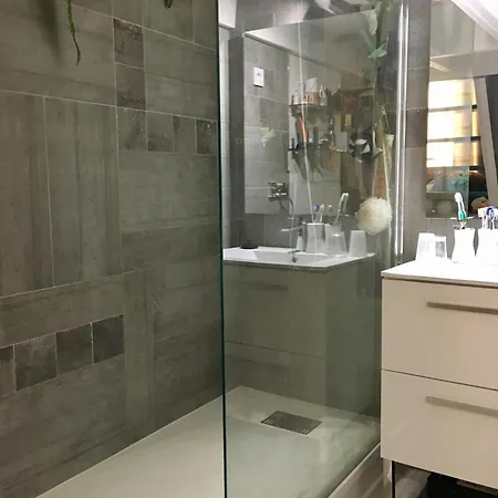 Canape-lit Men Only Ambiance Vintage Boheme Plantes Proche Centre ホームステイ ボルドー